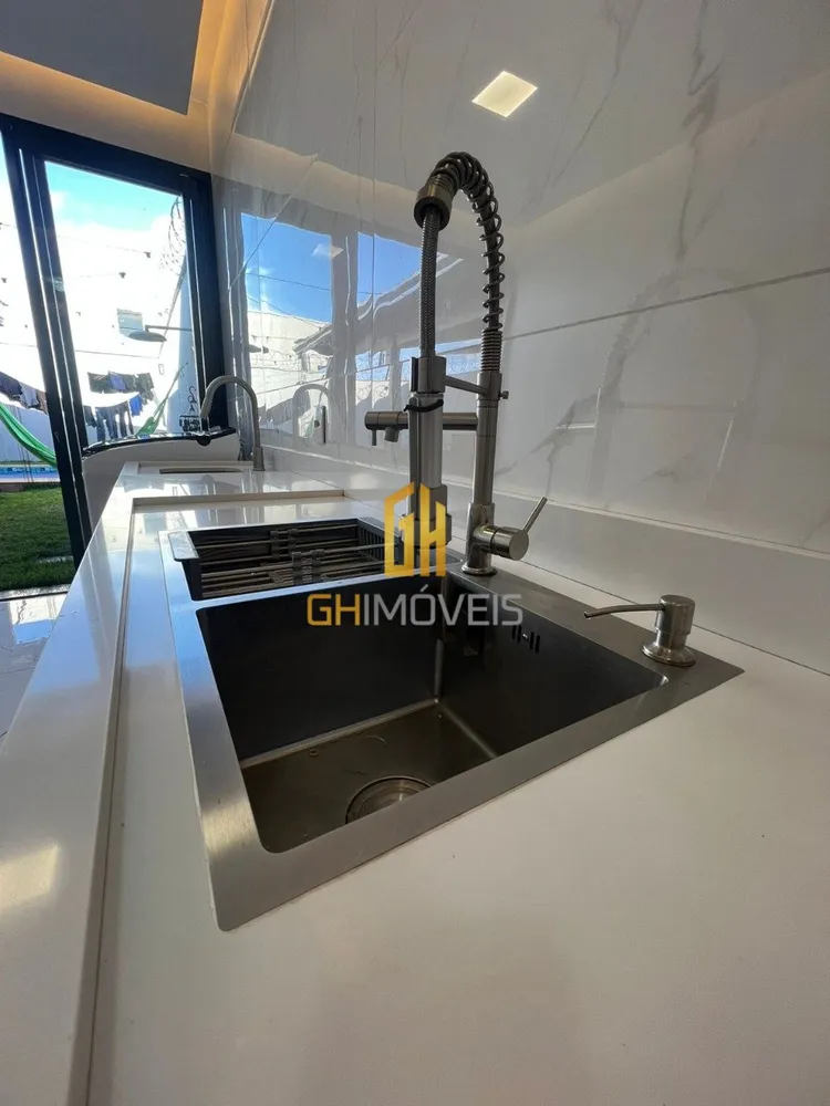 Casa, 3 quartos, 200 m² - Foto 1