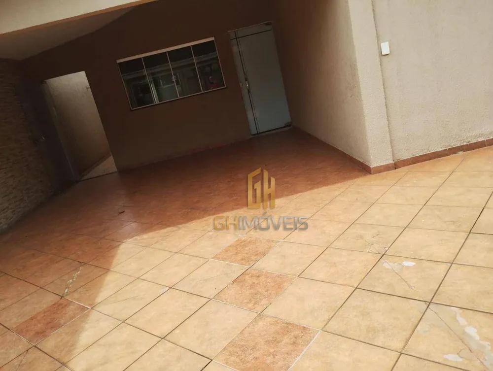Casa, 4 quartos, 236 m² - Foto 2