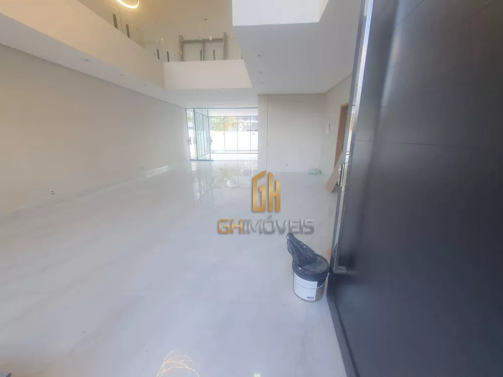 Sobrado à venda com 4 quartos, 350m² - Foto 4