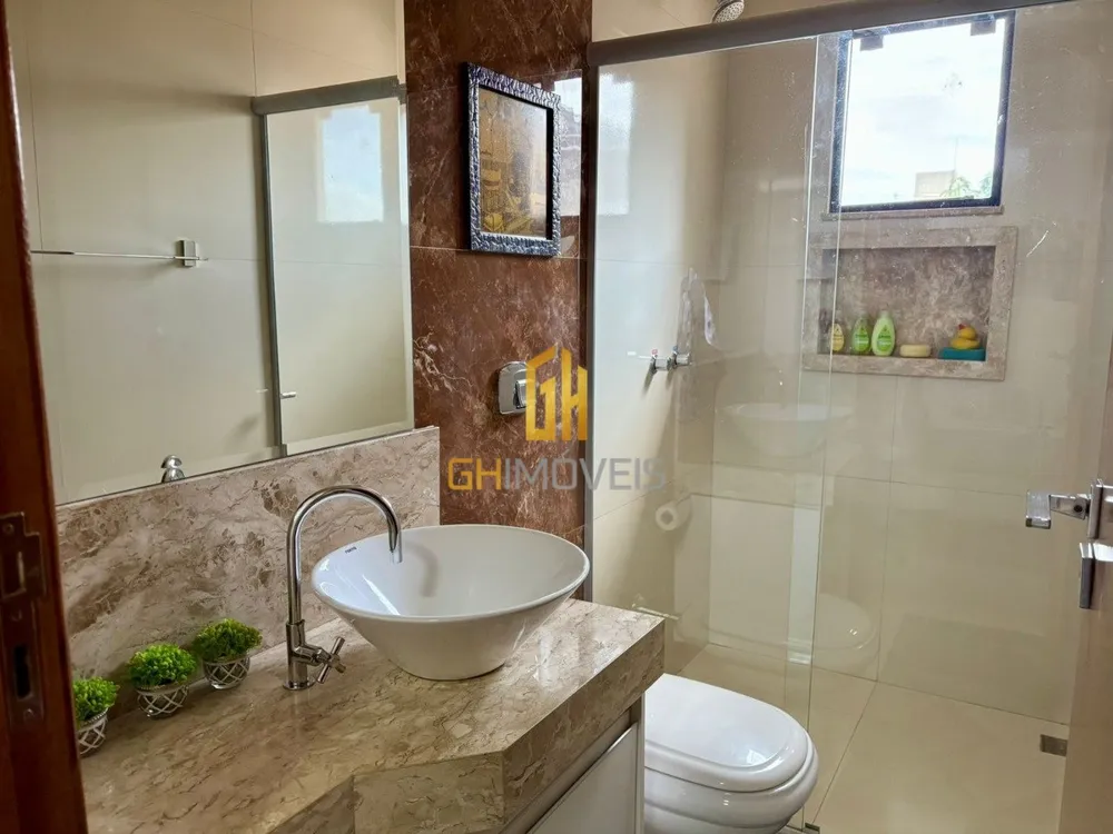 Sobrado, 4 quartos, 234 m² - Foto 2