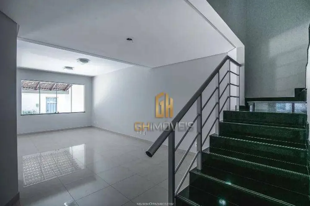 Sobrado, 3 quartos, 370 m² - Foto 3