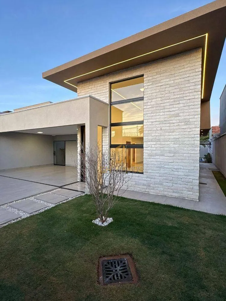 Casa, 3 quartos, 185 m² - Foto 1
