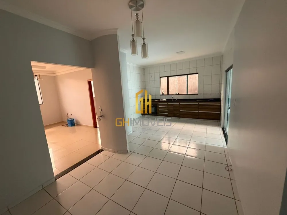 Casa, 3 quartos, 220 m² - Foto 1