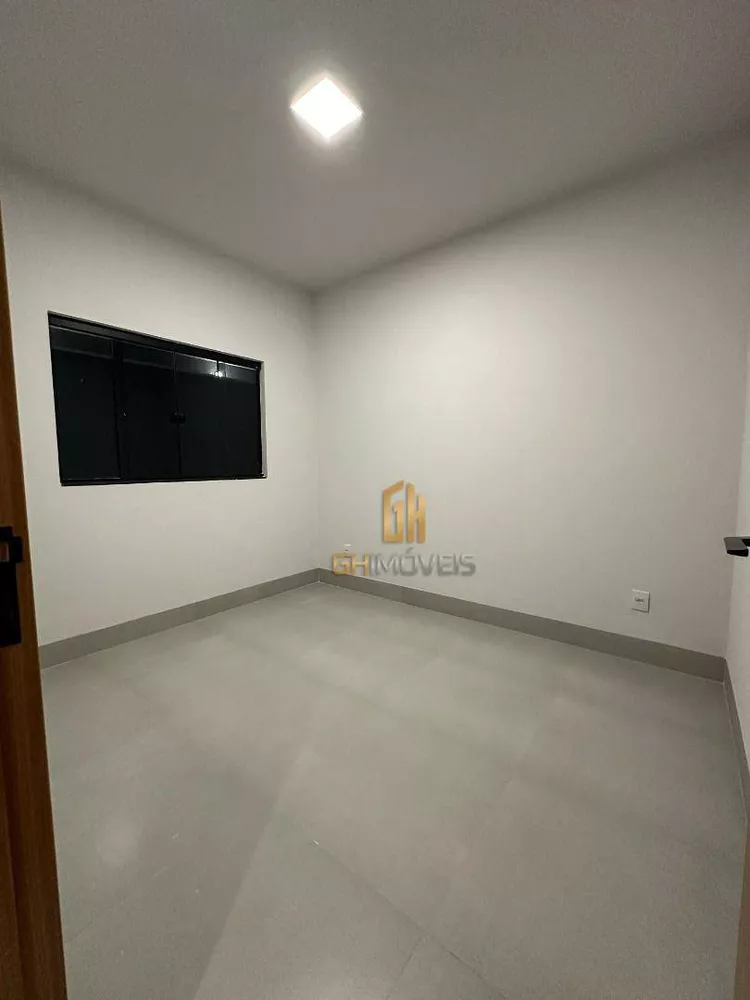 Casa à venda com 3 quartos, 100m² - Foto 8