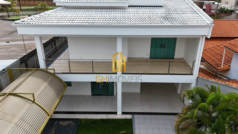 Casa, 4 quartos, 300 m² - Foto 1