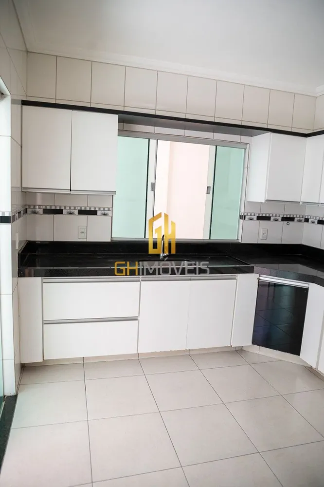Casa, 4 quartos, 300 m² - Foto 4