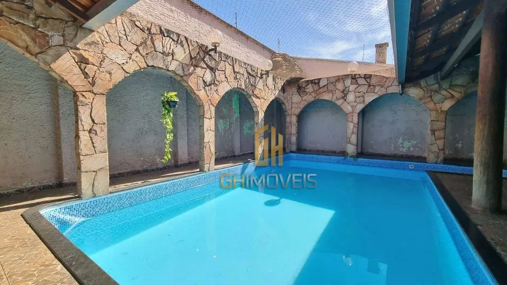 Sobrado, 4 quartos, 251 m² - Foto 4