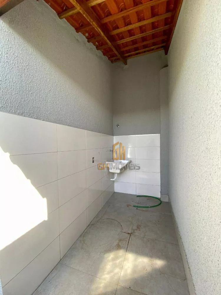 Casa à venda com 2 quartos, 91m² - Foto 4