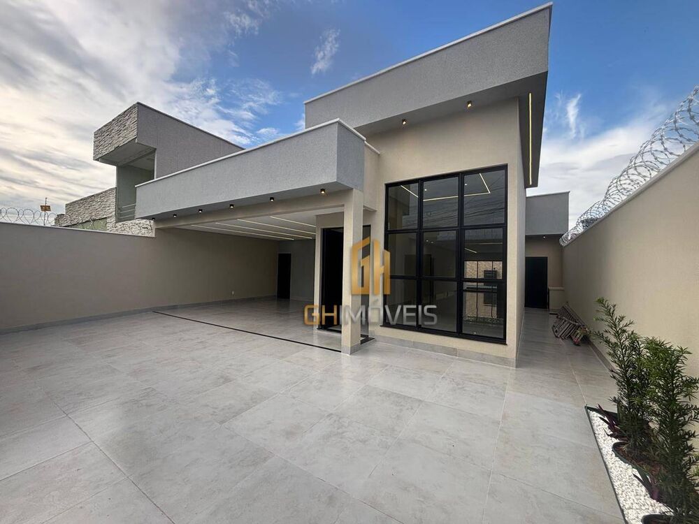 Casa, 3 quartos, 199 m² - Foto 1