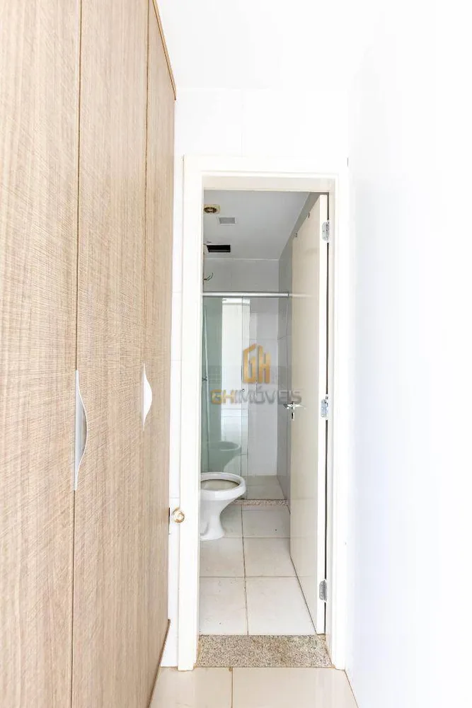 Apartamento, 4 quartos, 242 m² - Foto 2