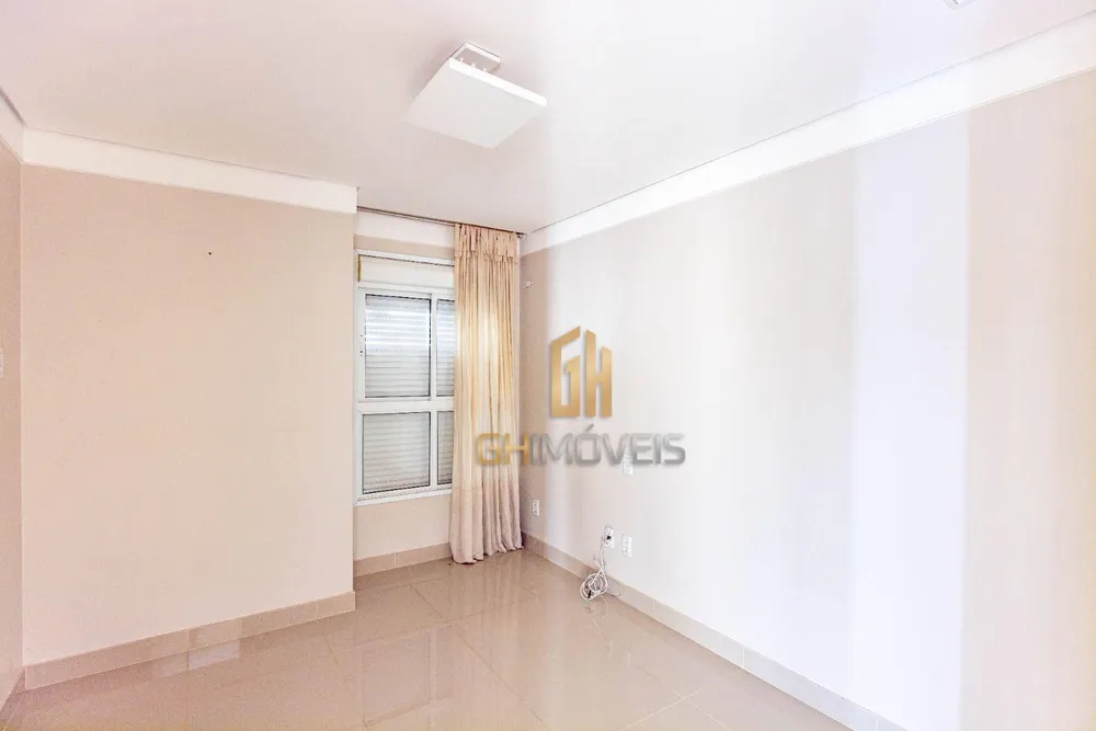 Apartamento, 4 quartos, 242 m² - Foto 3