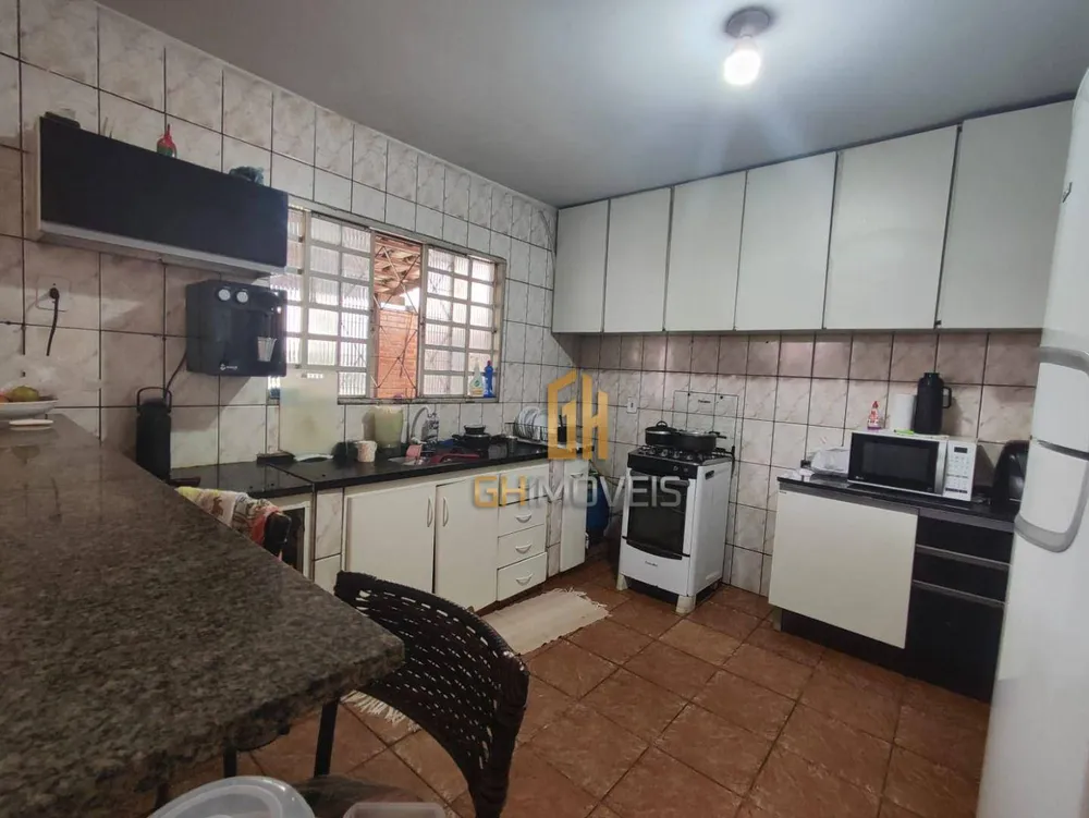 Casa, 3 quartos, 160 m² - Foto 2