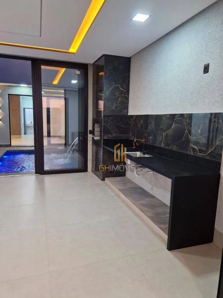 Casa, 4 quartos, 238 m² - Foto 2