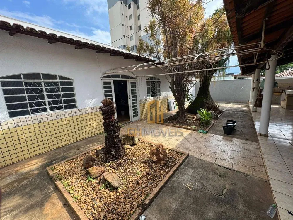 Casa, 4 quartos, 475 m² - Foto 1