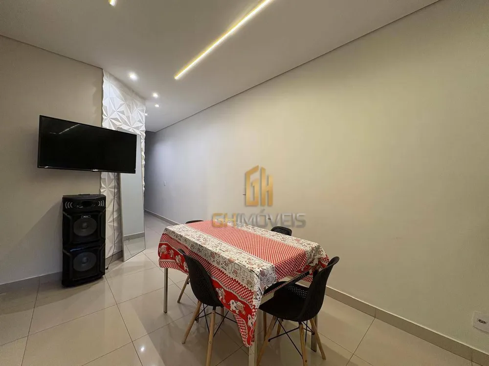 Casa, 3 quartos, 114 m² - Foto 2