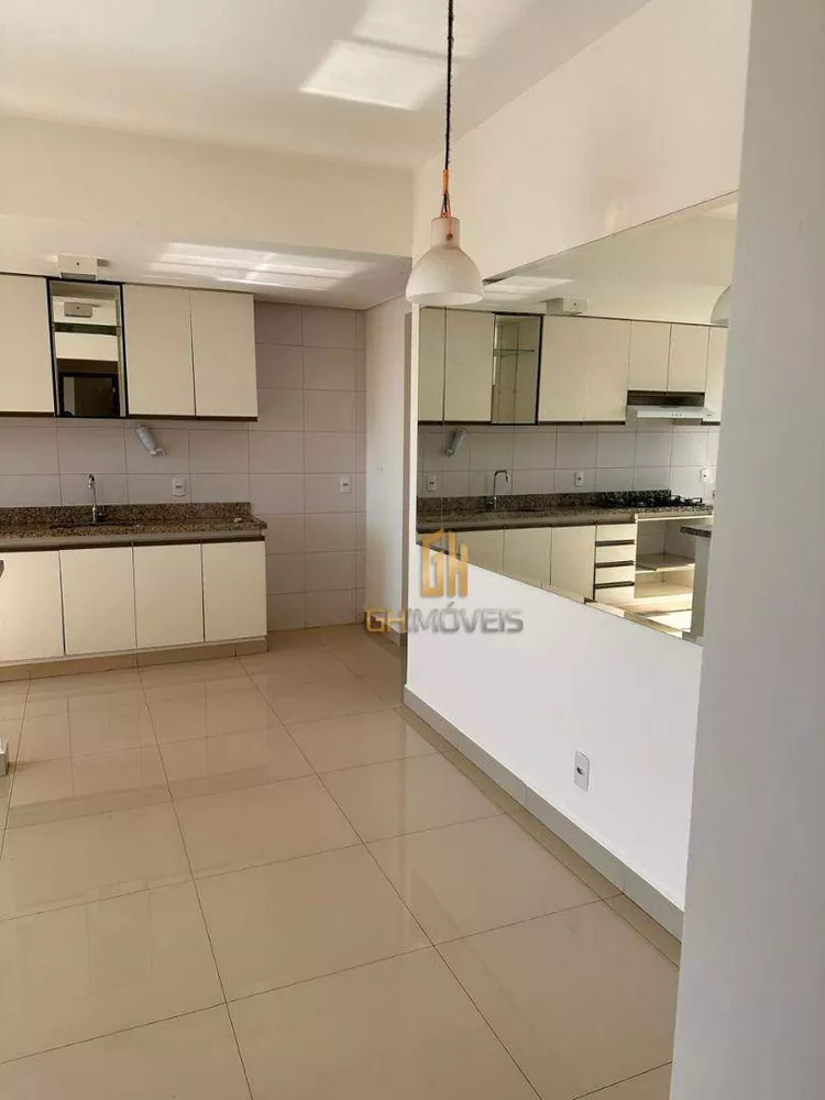 Apartamento à venda com 2 quartos, 62m² - Foto 3