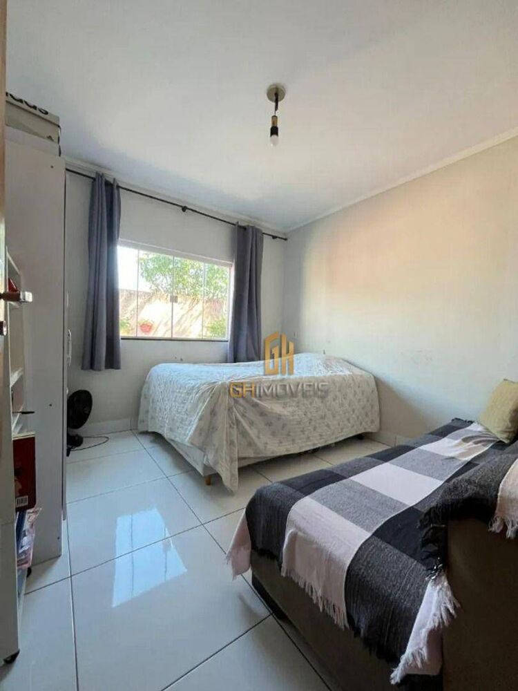 Casa à venda com 3 quartos, 200m² - Foto 17