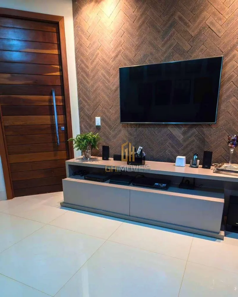 Casa, 3 quartos, 209 m² - Foto 1