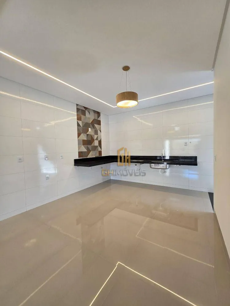 Casa, 3 quartos, 12150 m² - Foto 3