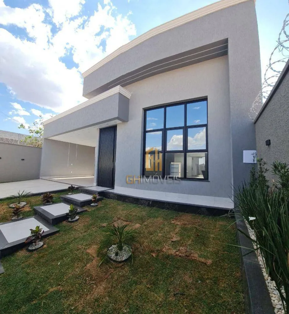 Casa, 3 quartos, 221 m² - Foto 1