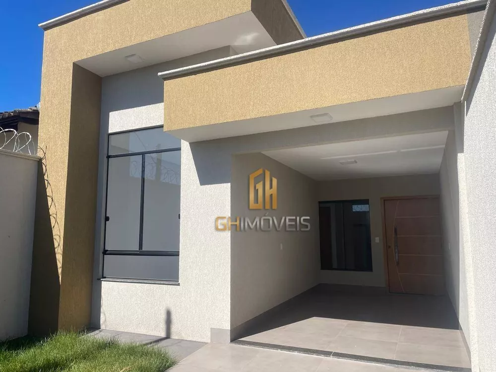 Casa à venda com 3 quartos, 105m² - Foto 1