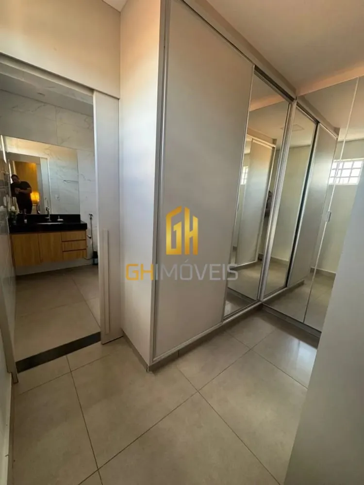 Casa, 4 quartos, 302 m² - Foto 2