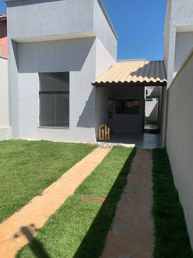 Casa à venda com 3 quartos, 118m² - Foto 2