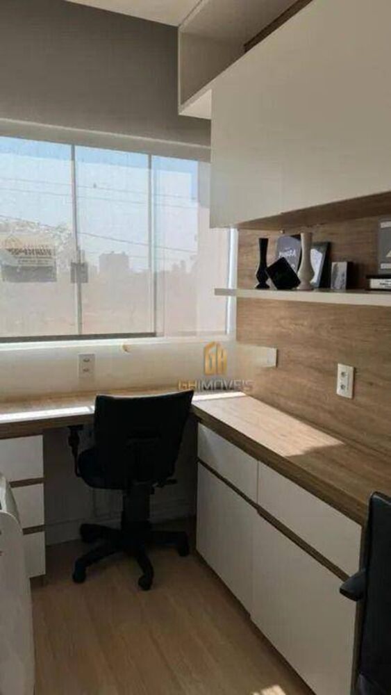 Sobrado à venda com 3 quartos, 210m² - Foto 1