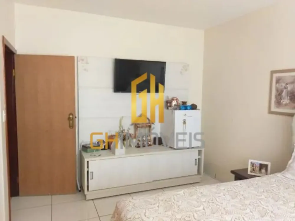 Casa, 3 quartos, 225 m² - Foto 3