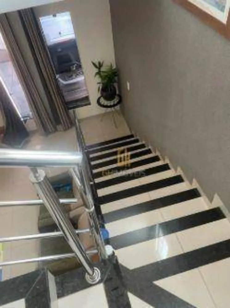 Sobrado, 3 quartos, 219 m² - Foto 3