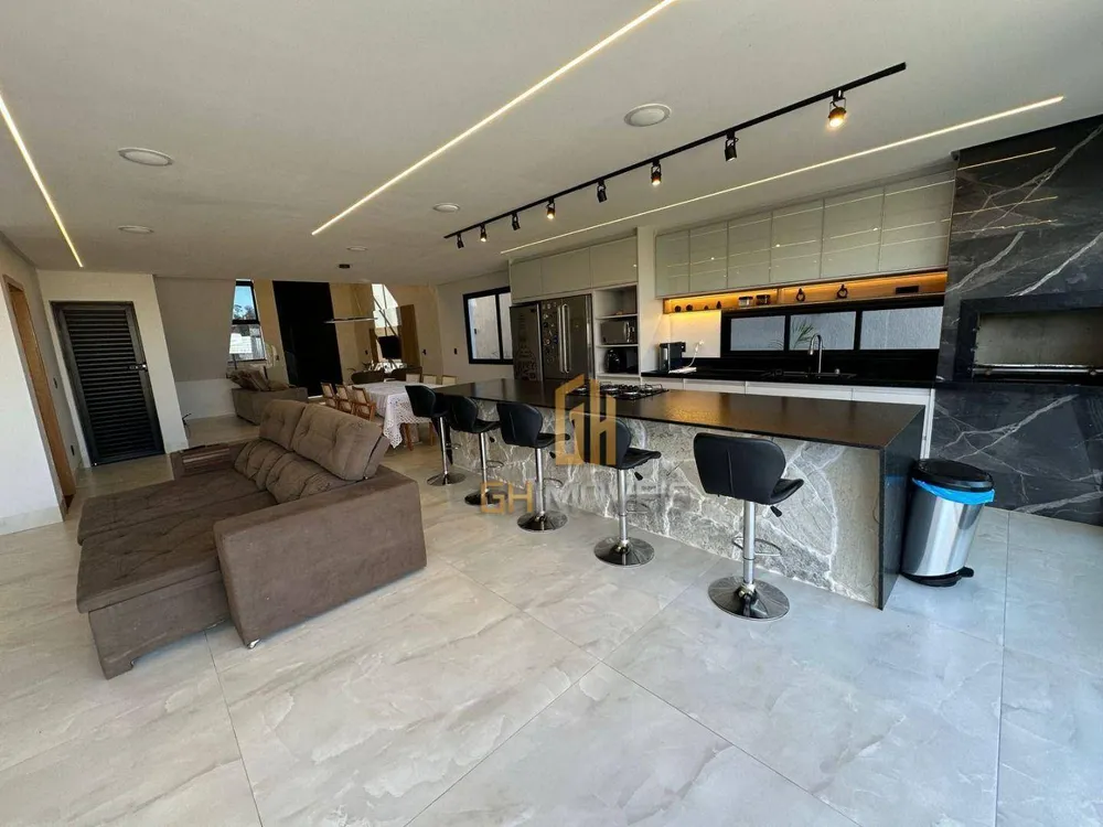 Sobrado, 4 quartos, 234 m² - Foto 4