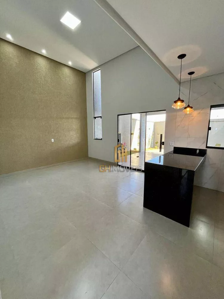 Casa à venda com 2 quartos, 103m² - Foto 4