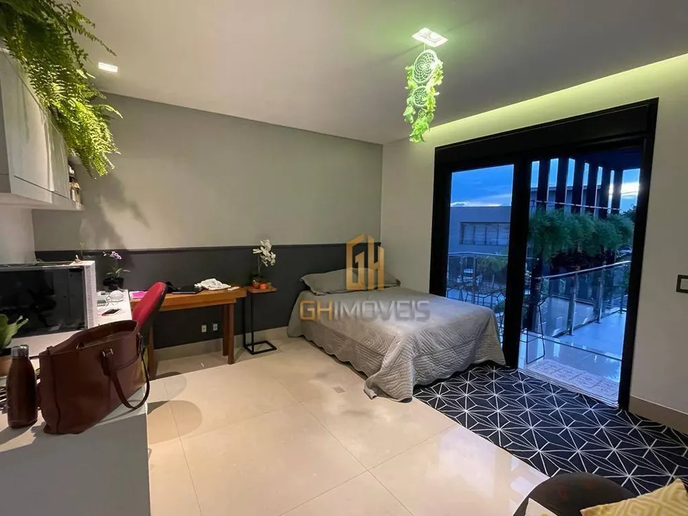 Sobrado, 5 quartos, 457 m² - Foto 1