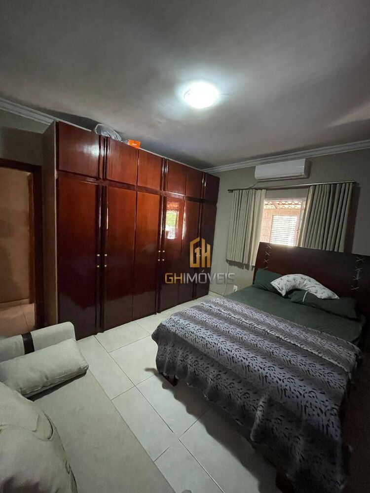 Casa, 3 quartos, 240 m² - Foto 3
