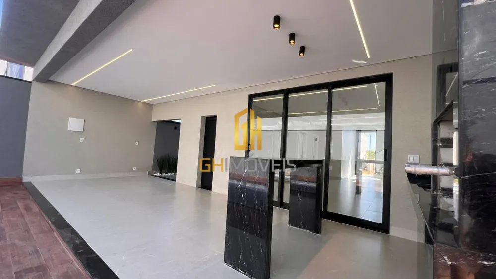 Casa, 3 quartos, 226 m² - Foto 2