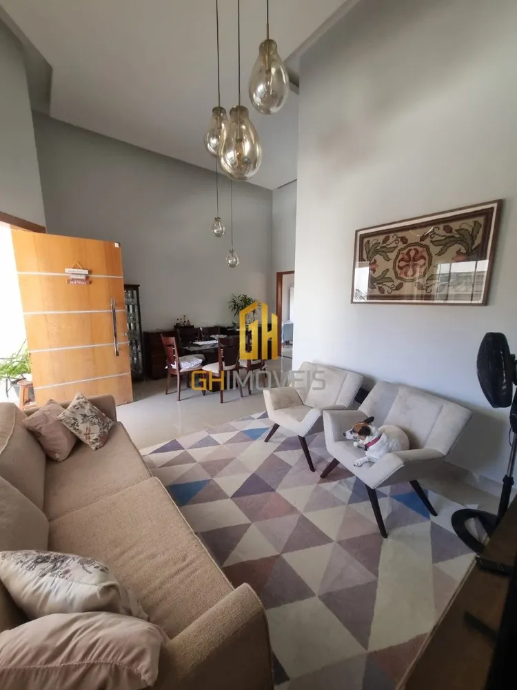 Casa, 3 quartos, 147 m² - Foto 1