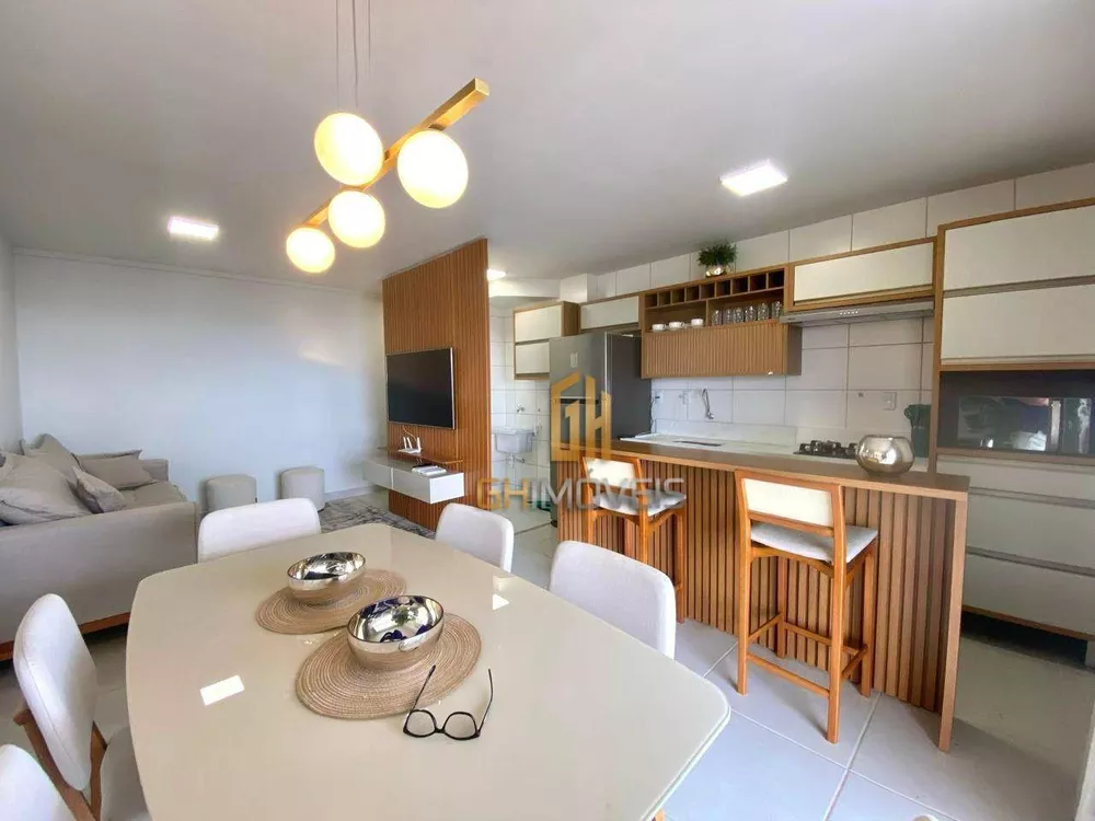 Apartamento à venda com 3 quartos, 76m² - Foto 1