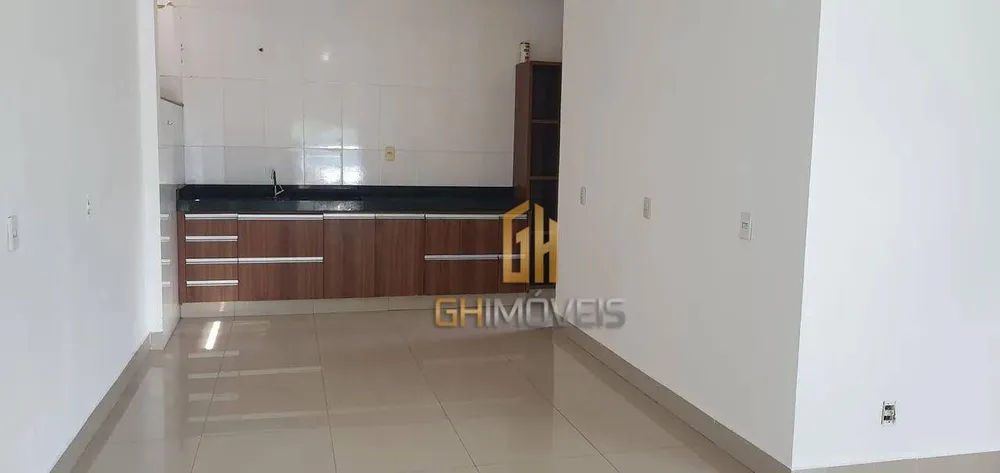 Casa, 3 quartos, 132 m² - Foto 2