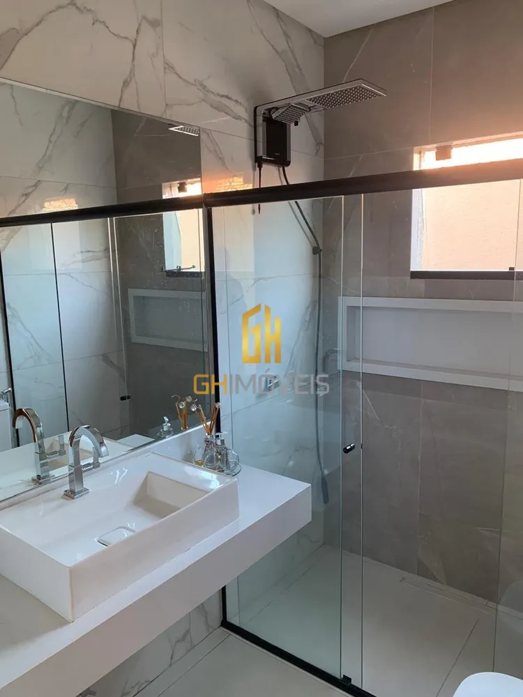Casa, 3 quartos, 211 m² - Foto 3