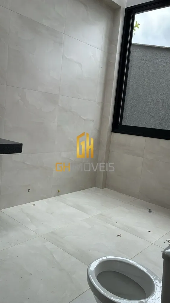 Casa, 3 quartos, 240 m² - Foto 1