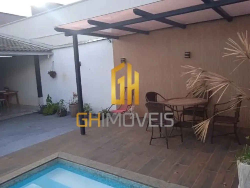 Casa, 3 quartos, 260 m² - Foto 4