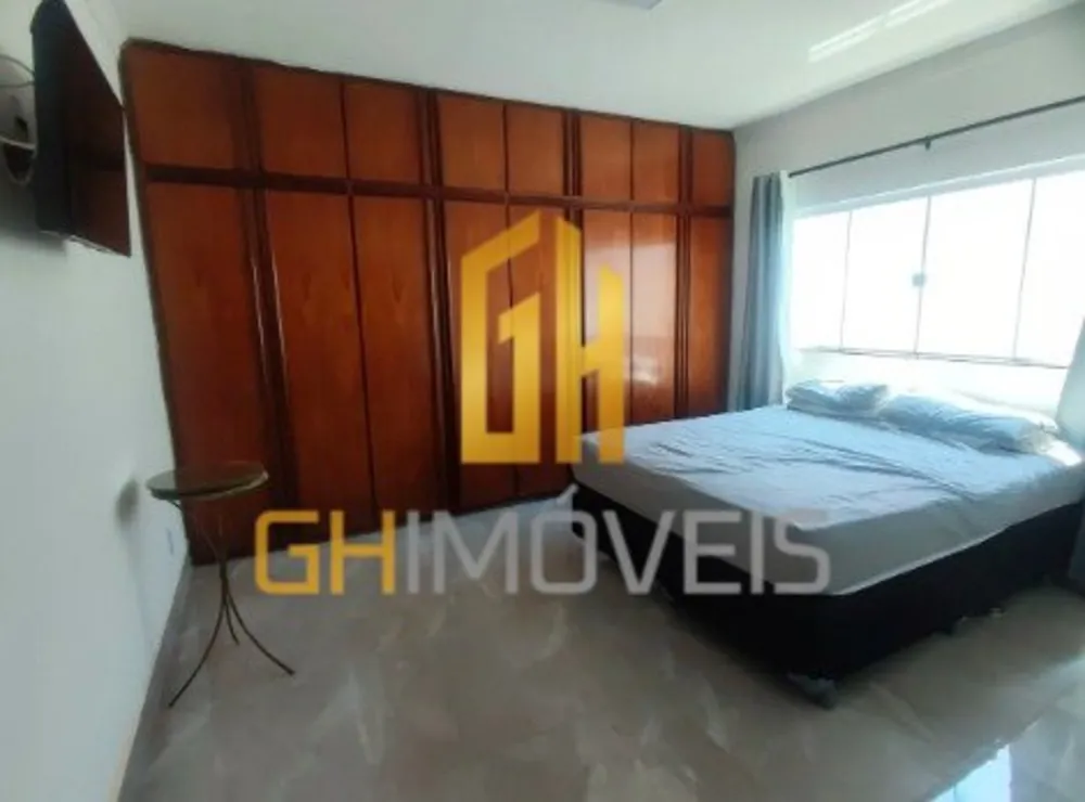 Casa, 4 quartos, 260 m² - Foto 2