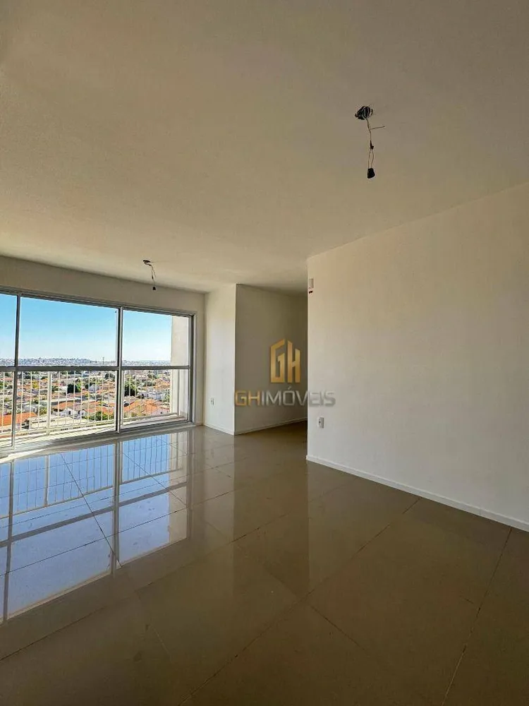 Apartamento, 3 quartos, 76 m² - Foto 2