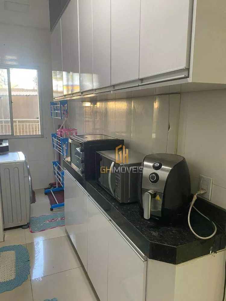 Apartamento à venda com 3 quartos, 68m² - Foto 3