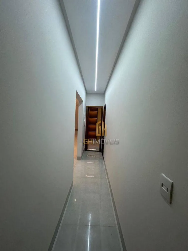 Casa, 4 quartos, 223 m² - Foto 1