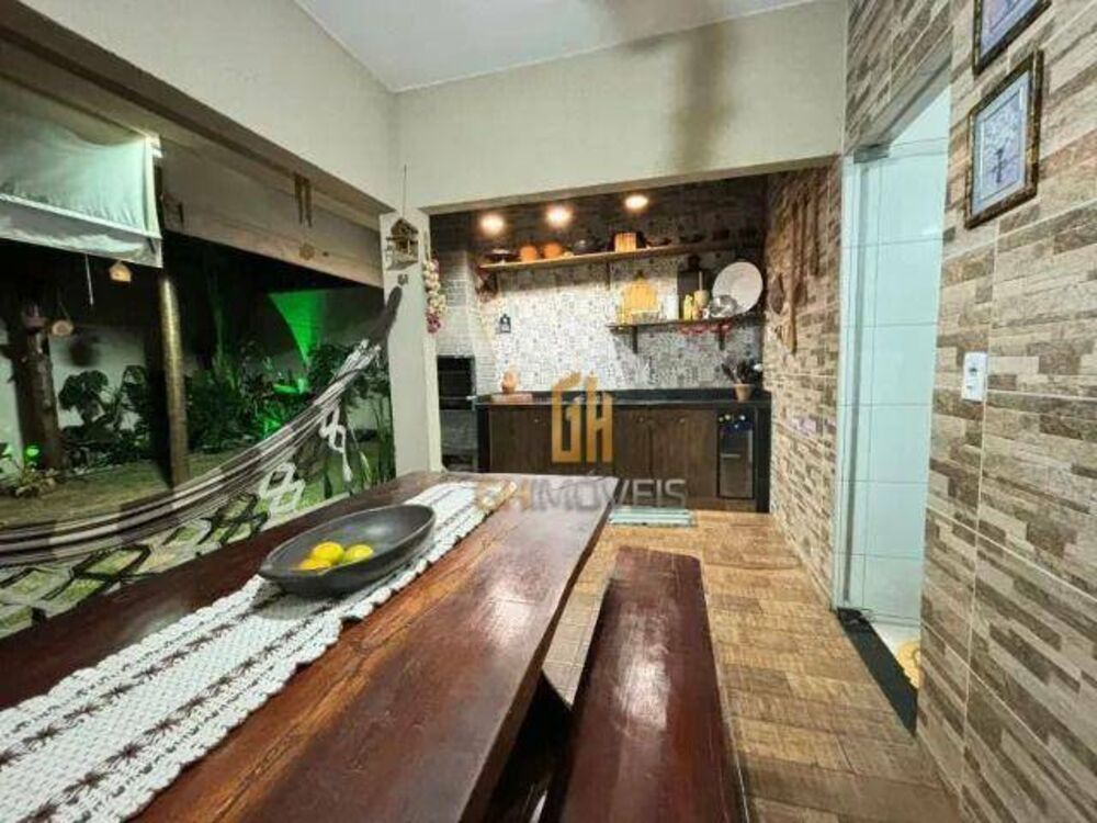 Casa, 3 quartos, 154 m² - Foto 1