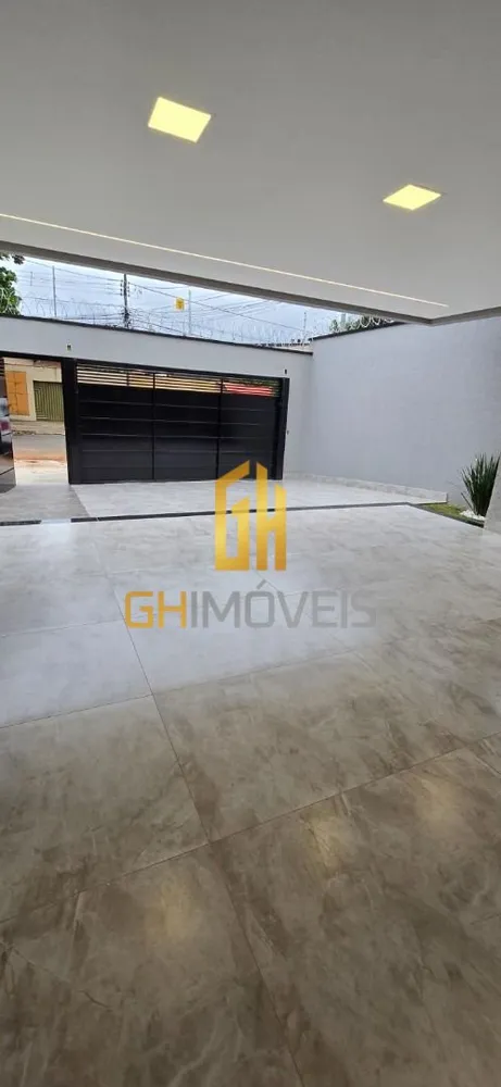 Casa, 3 quartos, 210 m² - Foto 1