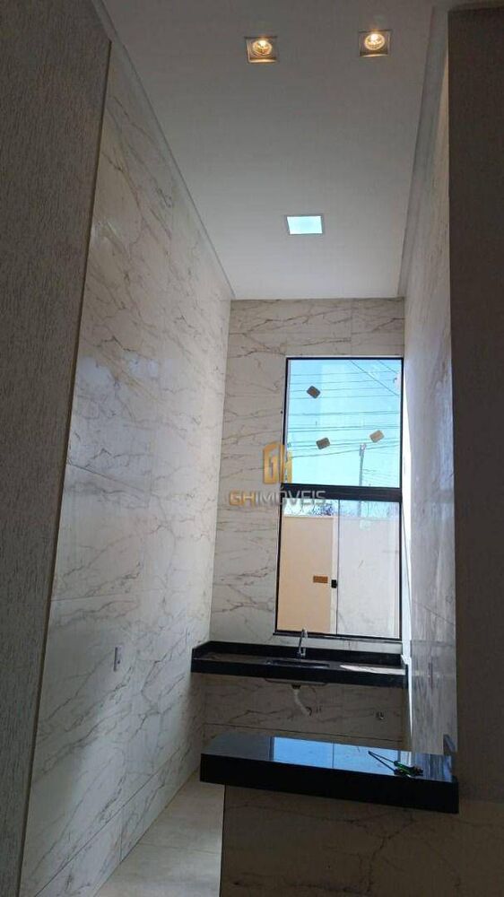 Casa à venda com 3 quartos, 102m² - Foto 2