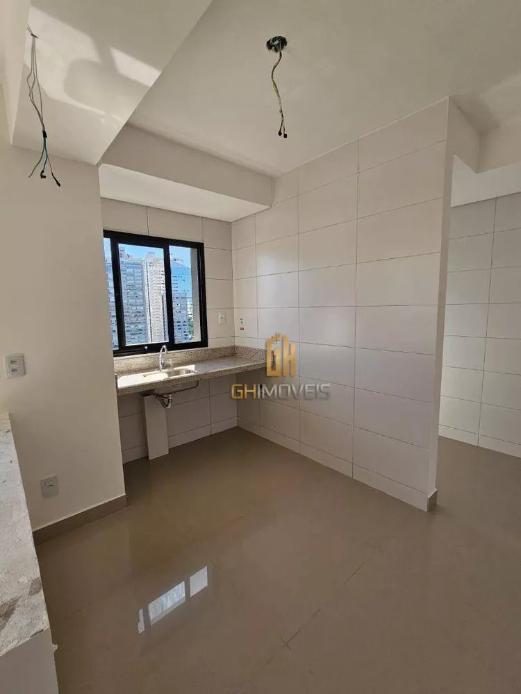 Apartamento à venda com 3 quartos, 111m² - Foto 4