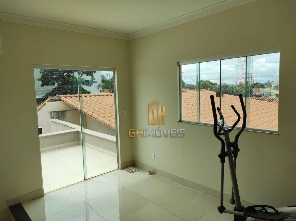 Sobrado, 5 quartos, 230 m² - Foto 1
